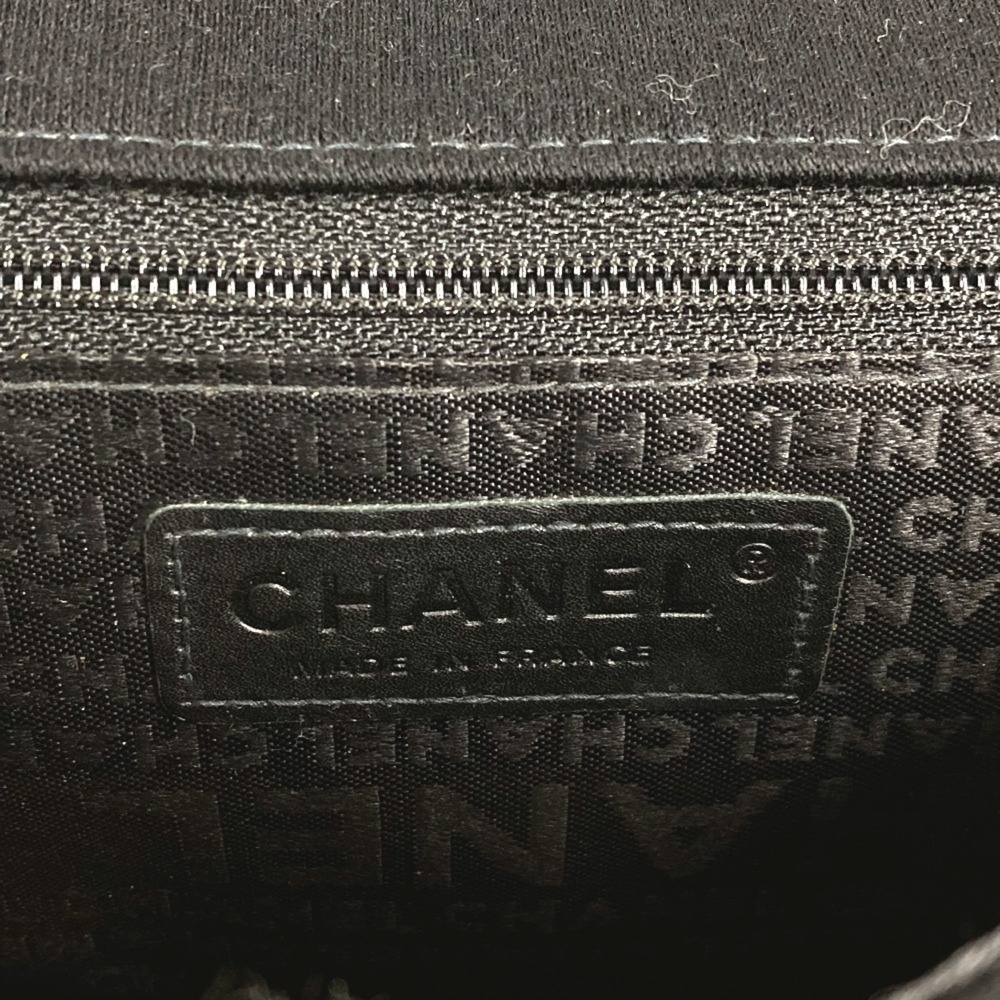 CHANEL Bag - Picture 10 of 16